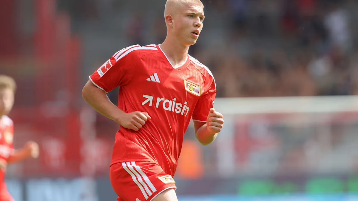 Von Union Berlin - Energie holt Bundesliga-Juwel für den Sturm