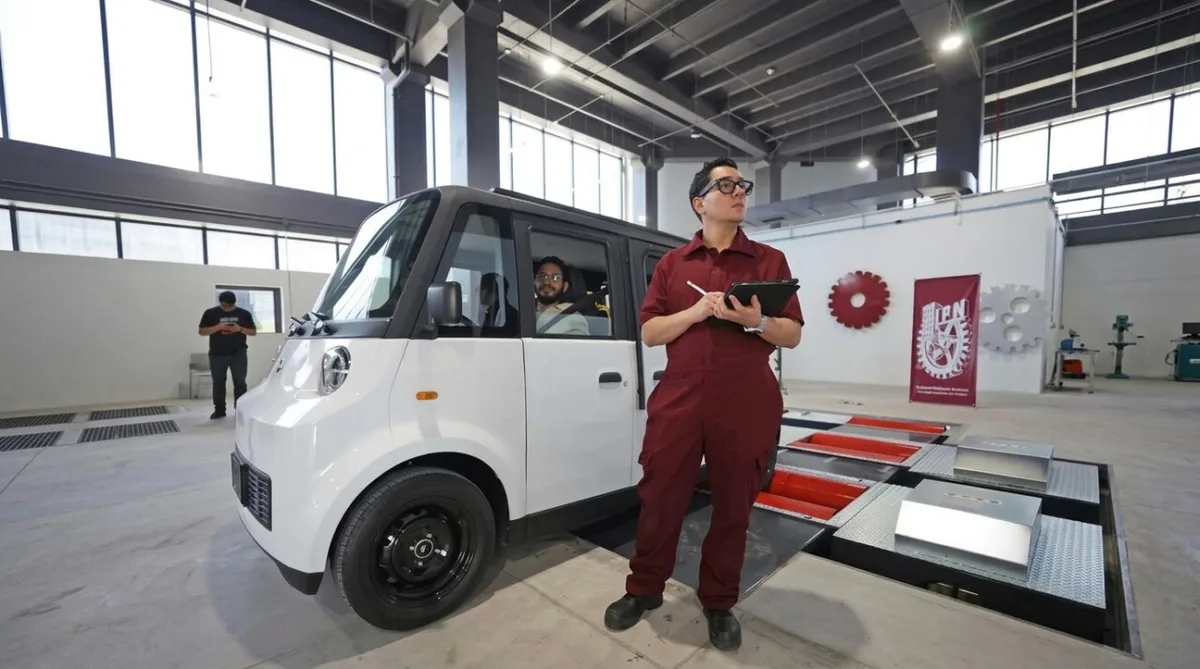 ¿Olinia de verdad es eficiente? La calificación sin filtros de un experto del IPN al probar el auto eléctrico mexicano