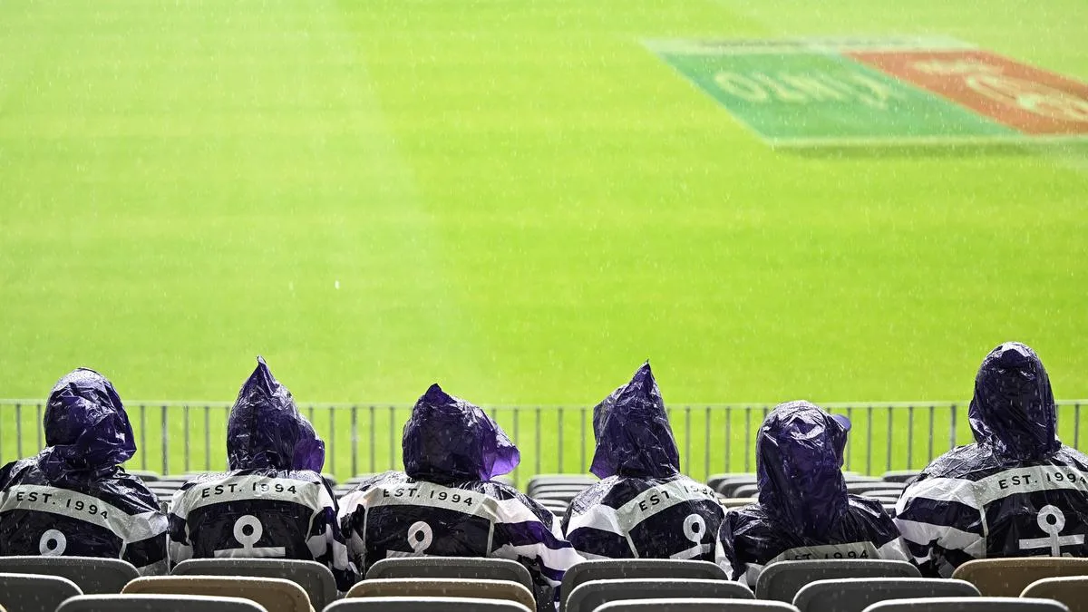 Perth & WA Weather: Cold weather and showers to dampen Freo festivities through Grand Final weekend