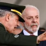 Com militares fora do jogo eleitoral, Lula evita ‘vespeiros’ e prioriza reequipamento