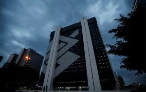 BB: explosão da inadimplência em cartões é caso isolado? Como está cenário para setor