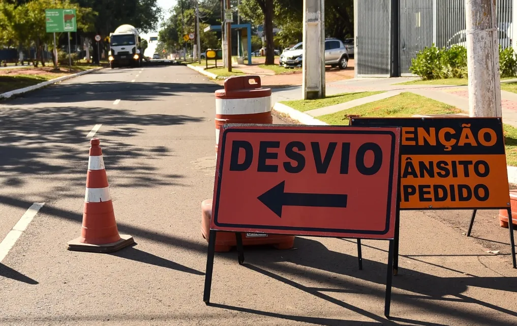 Eventos interditam três vias de Campo Grande neste sábado