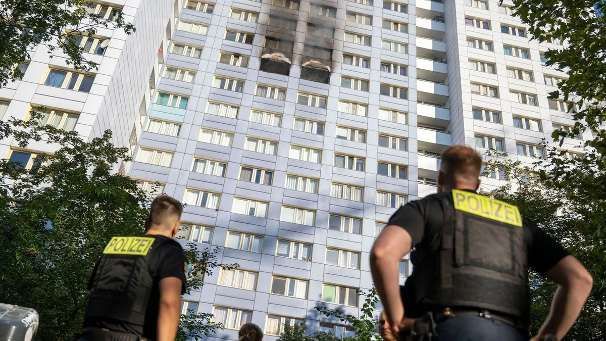 Berlin-Friedrichshain: Grund für Hochhausbrand war wohl technischer Defekt