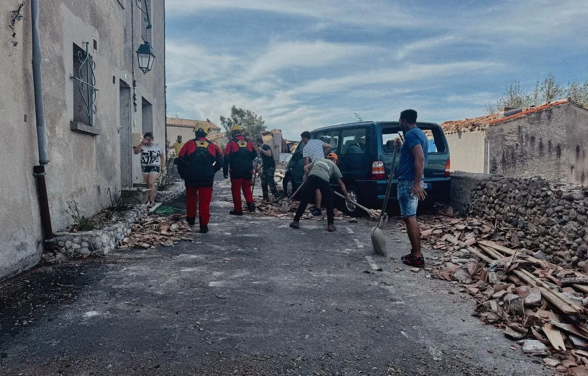 Tornade dans l’Aude : « C’est vraiment l’apocalypse ici »… Dans les ruines, les habitants de Pomas se soutiennent