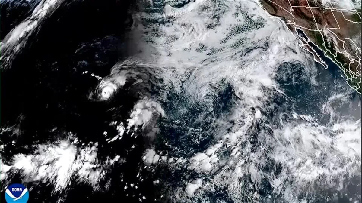 Hurricane Lala nears Hawaii's Big Island​, governor warns