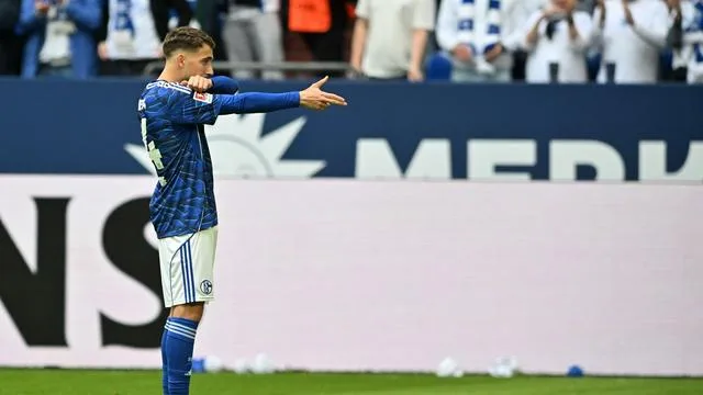 Bundesliga: Schalke verlängert Vertrag mit Aouchiche bis 2030