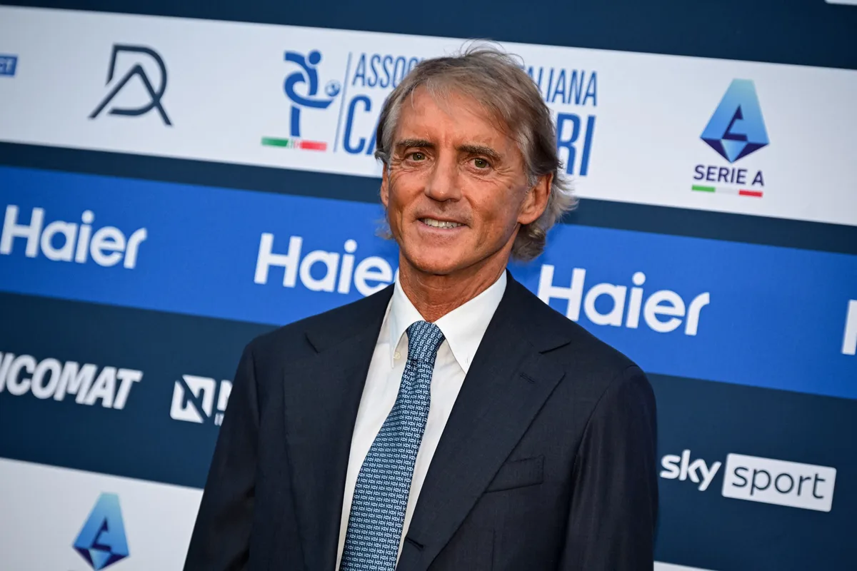 Italia, Mancini empieza con nueve novedades