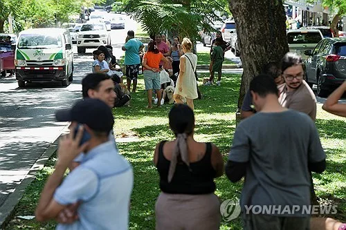 파나마 남서부서 7.7 강진…수도서 대피소동·공항 폐쇄(종합)