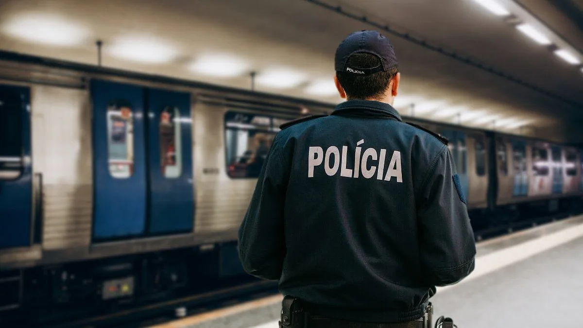 Crime no Cais do Sodré: Jovem esfaqueado em plena luz do dia