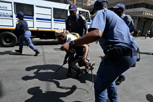 Police arrest four as rubber bullets fired to disperse Joburg anti-immigration protesters