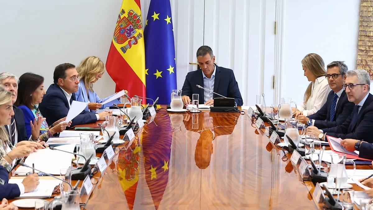 Última hora de la entrada de inmigrantes a Ceuta, en directo | Sánchez pide comparecer en el Pleno del Congreso para informar sobre Ceuta