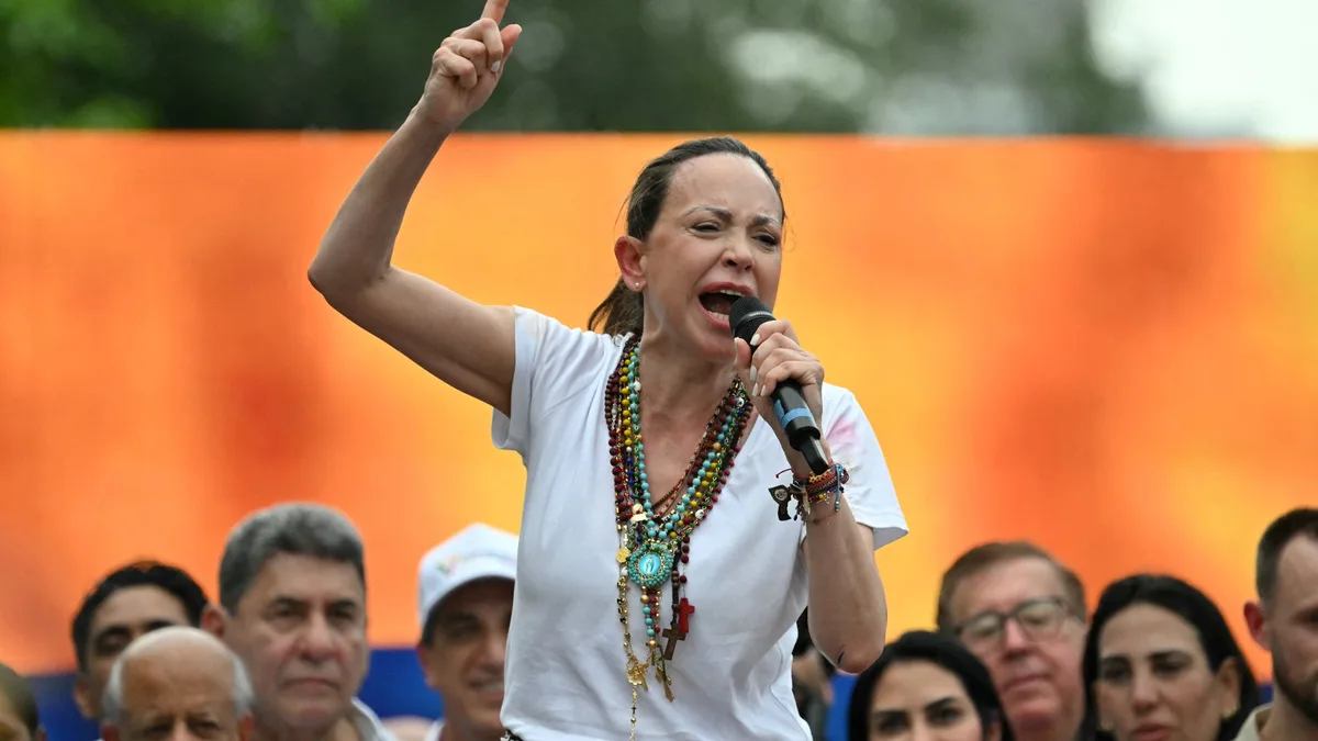 Venezuela: une ex-juge affirme avoir été forcée à signer l'inéligibilité de María Corina Machado, la cheffe de l'opposition demande la levée "immédiate" de cette décision