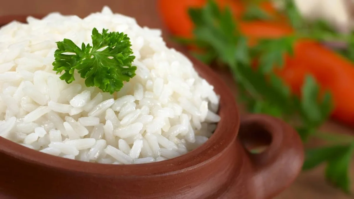 Os chefs espanhóis foram praticamente unânimes: “O Arroz branco não é cozido com água, mas com…”
