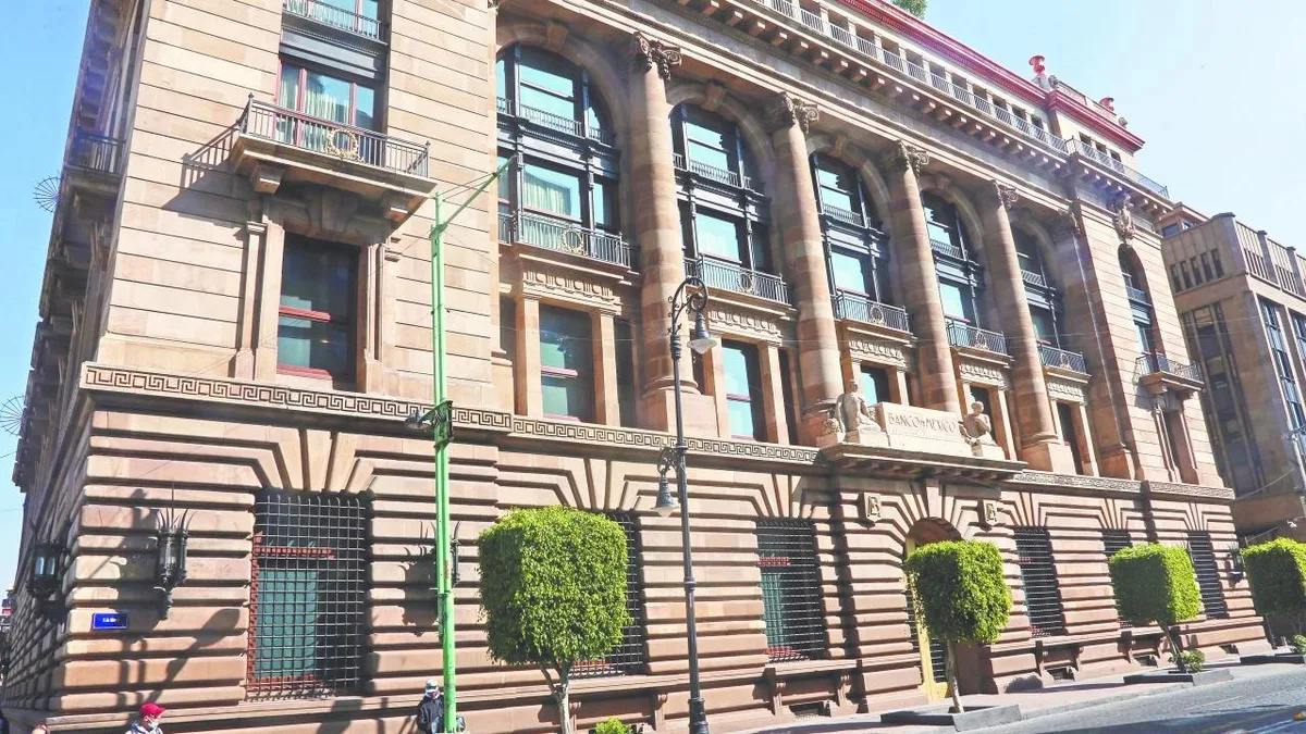 Banco de México debate posibles recortes pese al ciclo alcista de la Fed