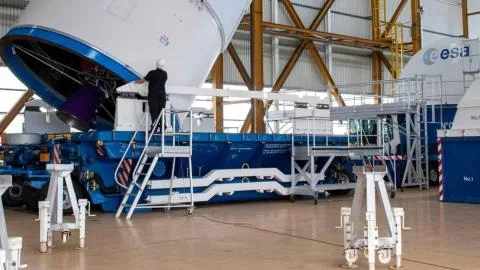 España pisa el acelerador en la carrera espacial: 1.854 millones, cohetes propios y una industria en pleno despegue