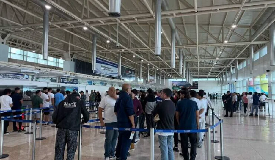 ONG de Miami brindó asistencia a familiares de los migrantes venezolanos deportados en el vuelo 164