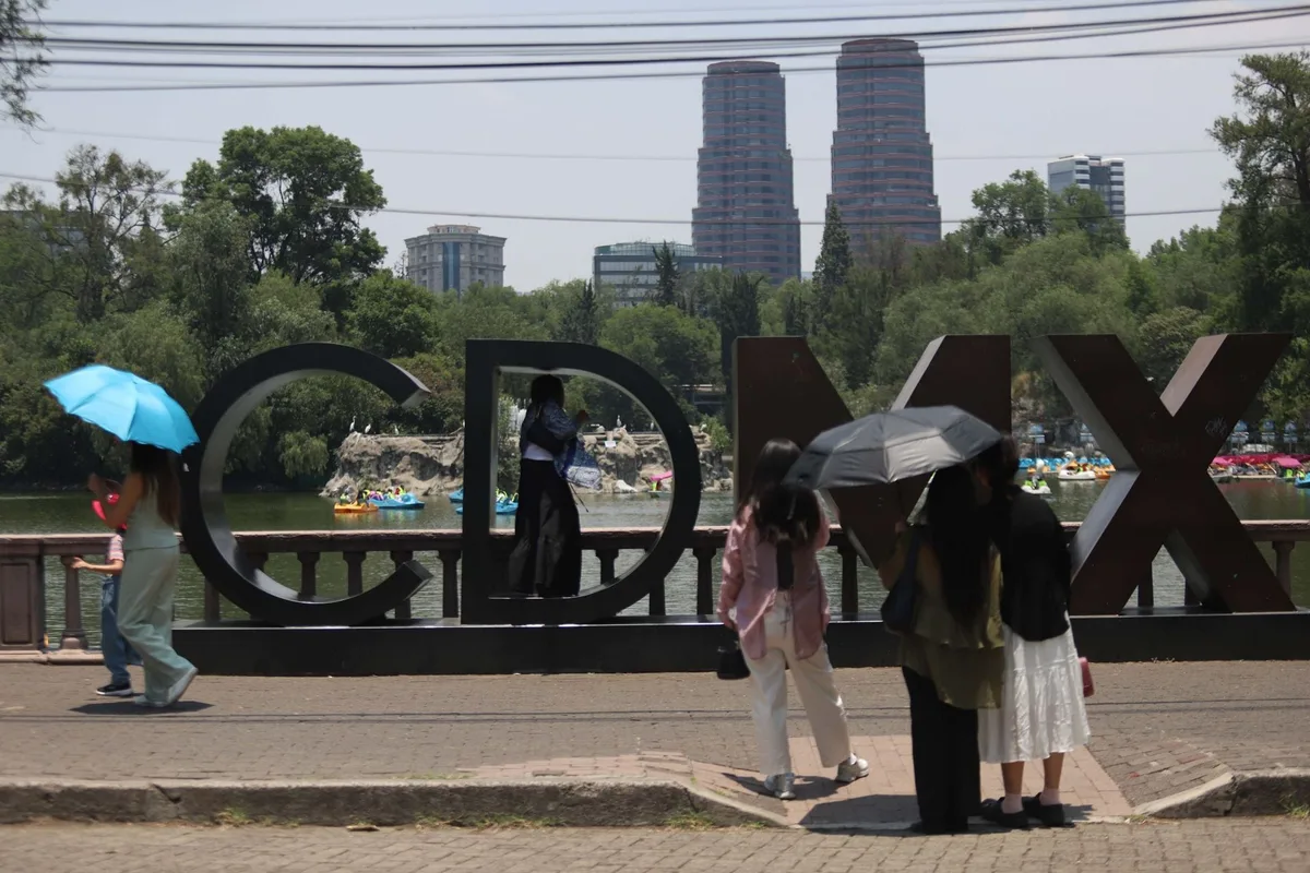 ¿Qué son los ‘refugios climáticos’? Proponen abrirlos en CDMX ante temperaturas extremas