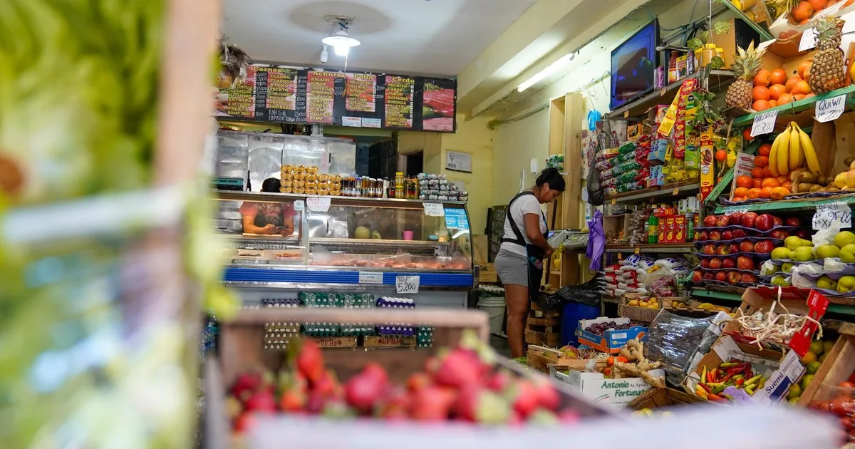 Canasta básica: una familia de cuatro personas necesitó $1.632.505 en septiembre para no ser pobre