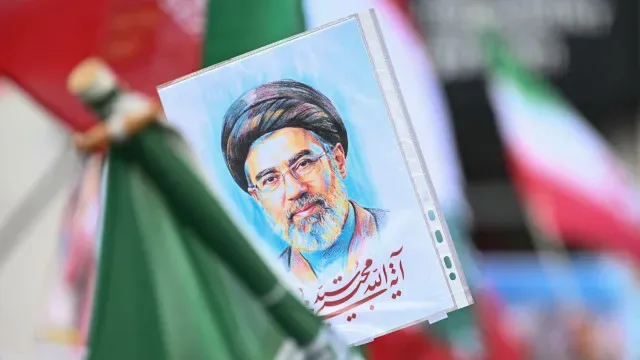 Líder supremo proíbe "qualquer ação que prejudique coesão" iraniana