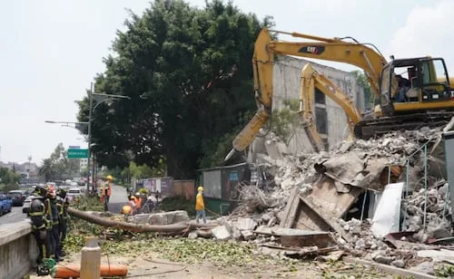 Derrumbe de edificio en Escandón se asocia a intensas lluvias, señala empresa; clima reblandeció el suelo