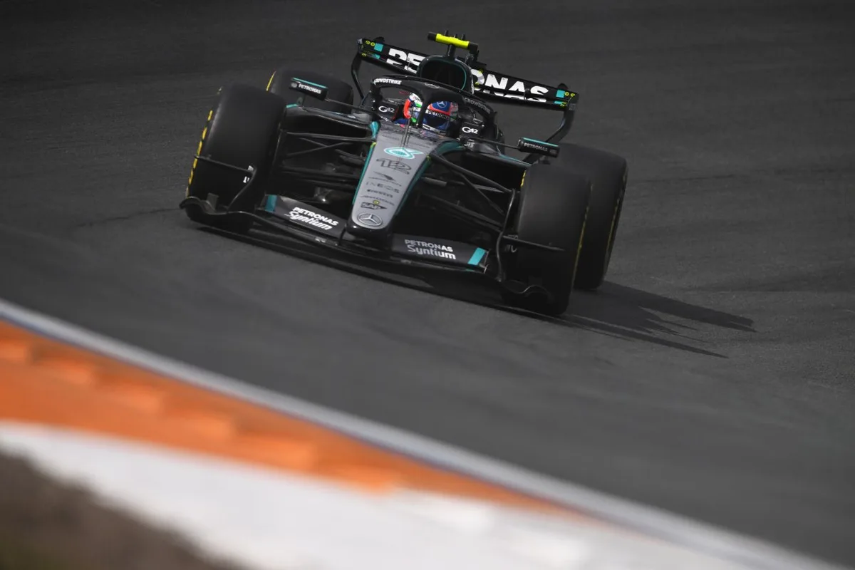 Motorsport: «Мерседес» внедрит обновлённую силовую установку не раньше октября