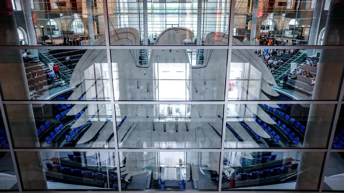Erste Lesung im Bundestag: Union stell Bedingungen für Steuerreform