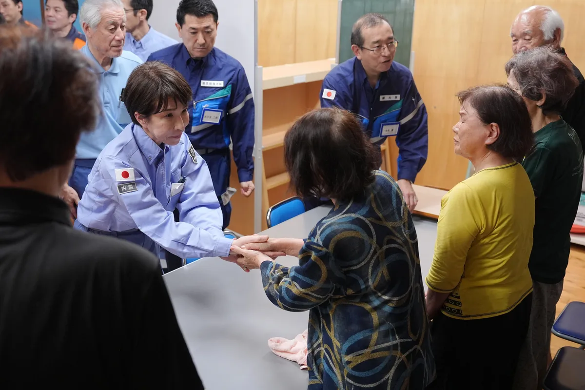 다카이치, 10개월간 현장시찰 8번뿐... 휴일 절반은 ‘집콕’