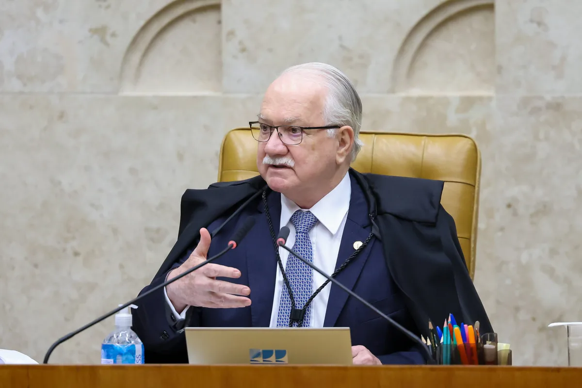 Fachin nega pedido de Fux por acesso a inquérito das fake news
