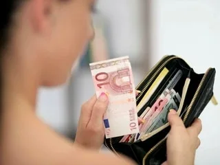 Argent de poche des ados : montant et paiement par smartphone en hausse