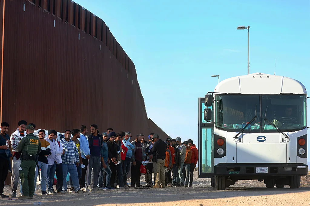 Imigração ilegal não está relacionada ao aumento da criminalidade nos EUA, aponta estudo