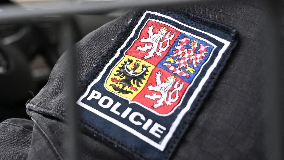 Blick über die Grenze: Koffer voller gestohlener Münzen an Autobahn entdeckt
