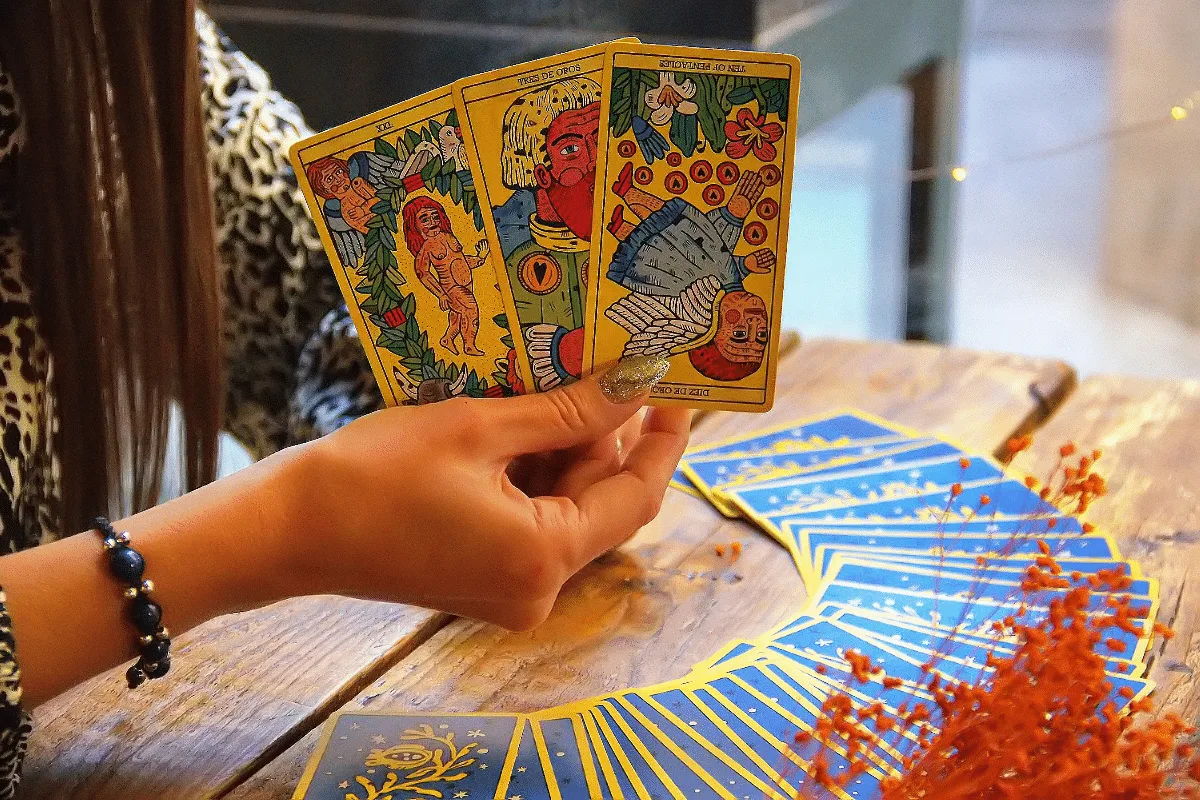 Tarot do dia: previsão para os 12 signos em 14/08/2026