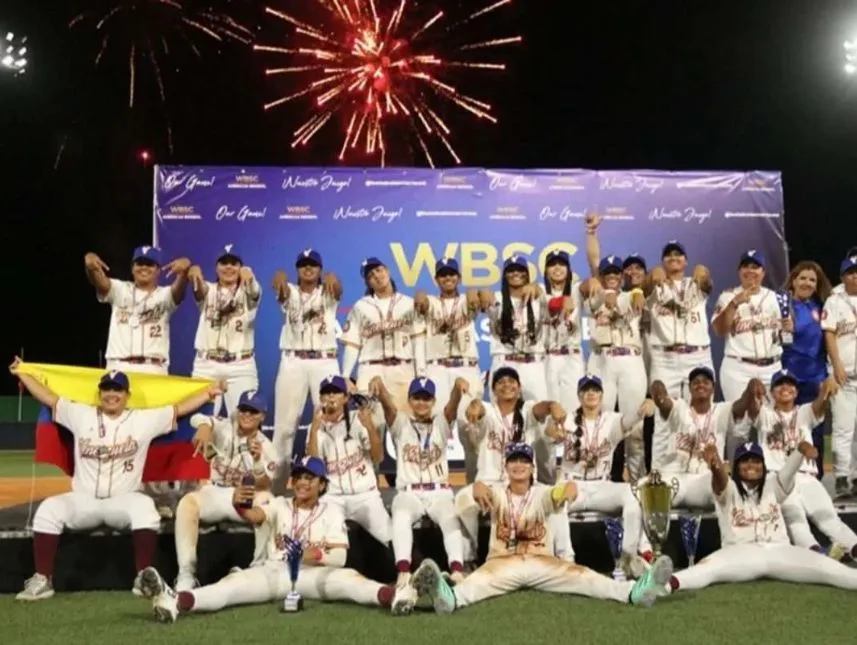 Selección femenina de beisbol debuta ante Gran Bretaña