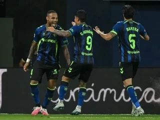 Liga. Vainqueur de Villarreal, le Betis rejoint le FC Barcelone et le Real Madrid sur le podium