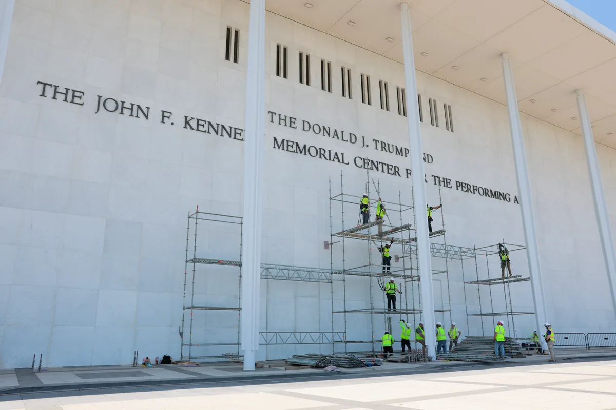 Kennedy Center Warns Of “Death Spiral” If Trump’s Name Isn’t Returned To Complex, While New Report Shows Fiscal Plunge After Previous POTUS Rebrand