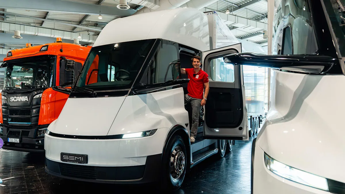 Erste Mitfahrt im Tesla Semi-Truck - Teslas Sattelschlepper: Mächtig gewaltig, aber flüsterleise