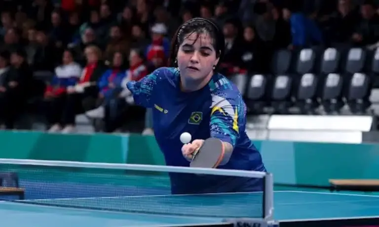 Hugo Calderano derrota japonês e avança às oitavas do Smash da Europa