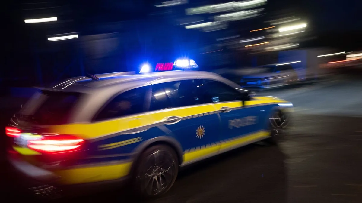 Verfolgungsfahrt: Angst vor Kontrolle - Motorradfahrer rast Polizei davon