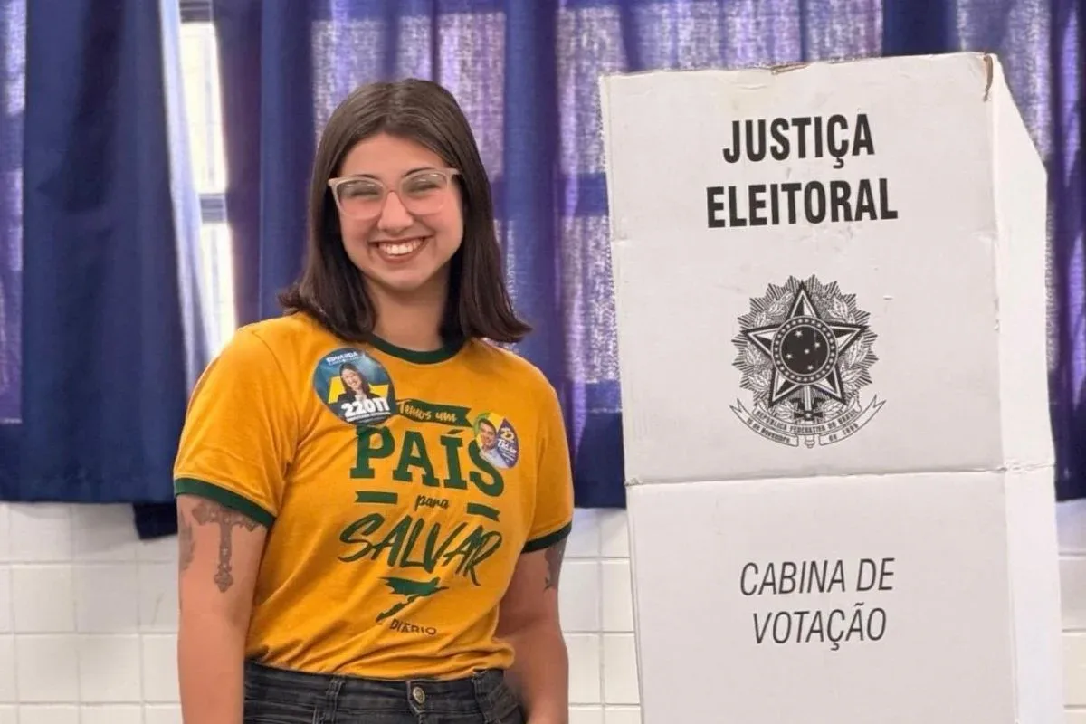 Vereador do PL retira homenagem a deputada que diz que “feminicídio não existe”
