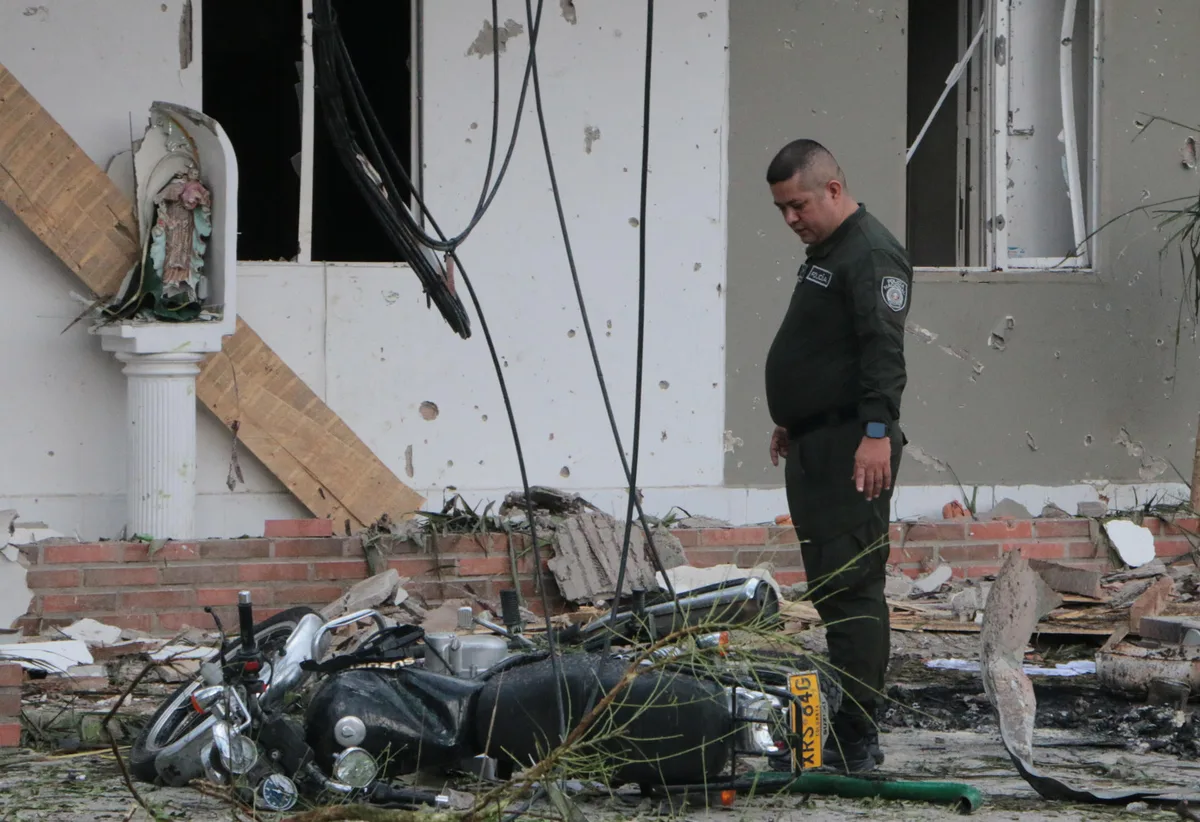 ELN se atribuye atentado contra estación policial que dejó un muerto en el Norte de Santander