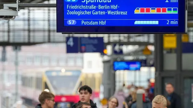 Verkehr: S-Bahn Berlin: Auslastungsanzeige nun an mehr Bahnhöfen