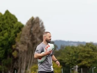 ENTRETIEN. « Je ne connais personne qui n’aime pas le RC Vannes » : le Top 14, les Bleus, son avenir… Michalak se confie