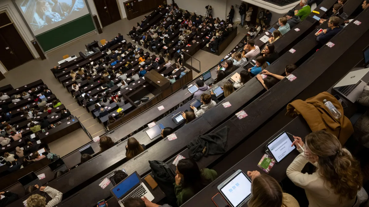 Hochschulreform: Universitas semper reformanda