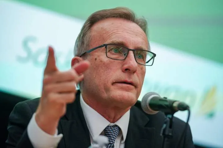 Saskatchewan fiscal update projects $825M deficit, cites health, agriculture costs