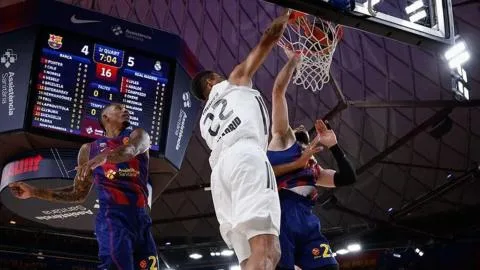 El fútbol, el caballo de Troya de la NBA para conquistar Europa