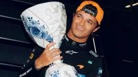 Isaquias Queiroz é campeão do C1 500m no Mundial de Canoagem