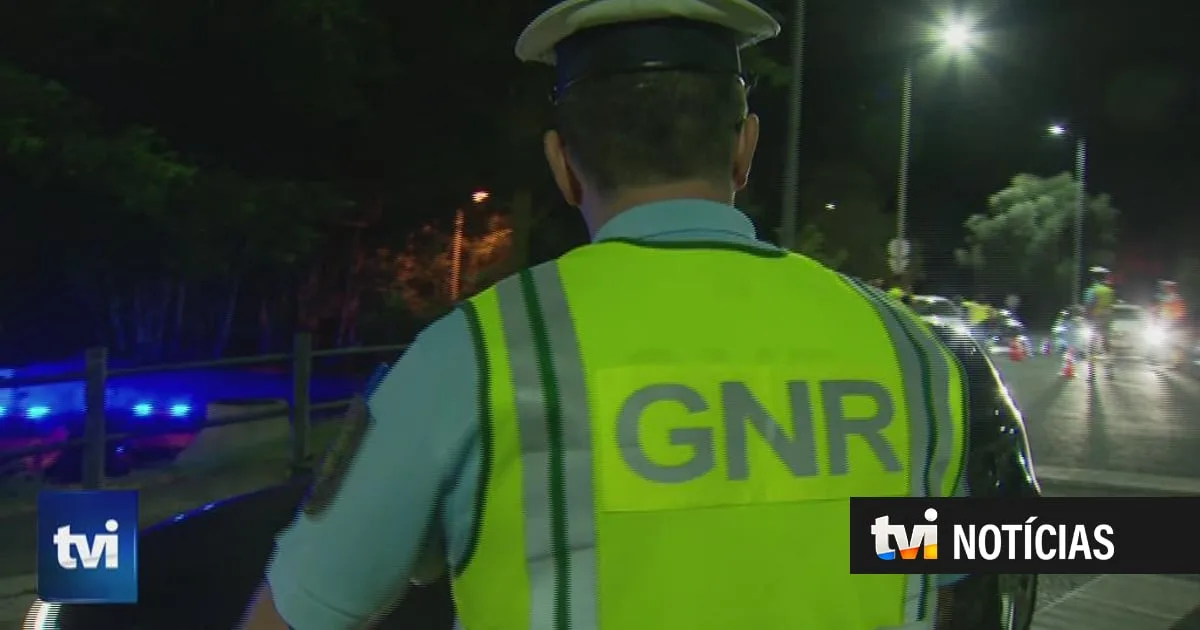 Vinham das Festas do Mar e foram surpreendidos por operação policial em Cascais