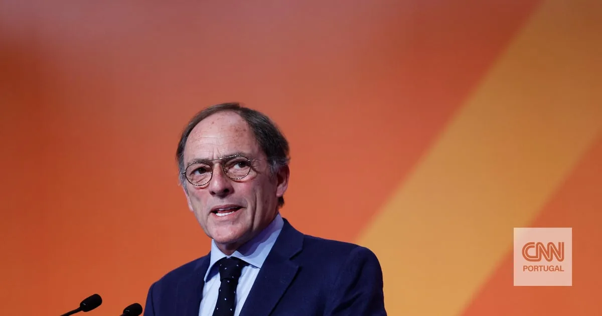 Paulo Portas recorda Narana Coissoró como um “grande político” que praticava “arte do compromisso”