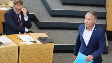 AfD scheitert mit Misstrauensvotum gegen Voigt