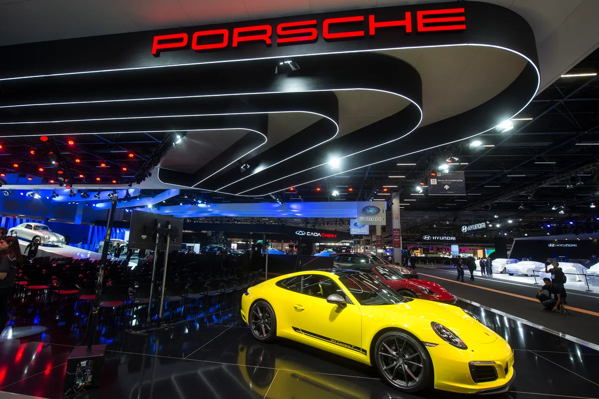 Porsche aumentará preços em 20% e prepara superesportivo acima do 911